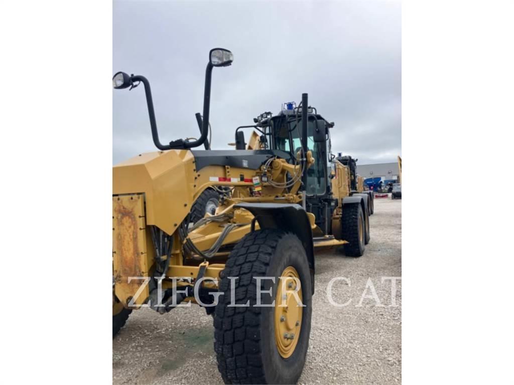 CAT 12M2AWD Graders