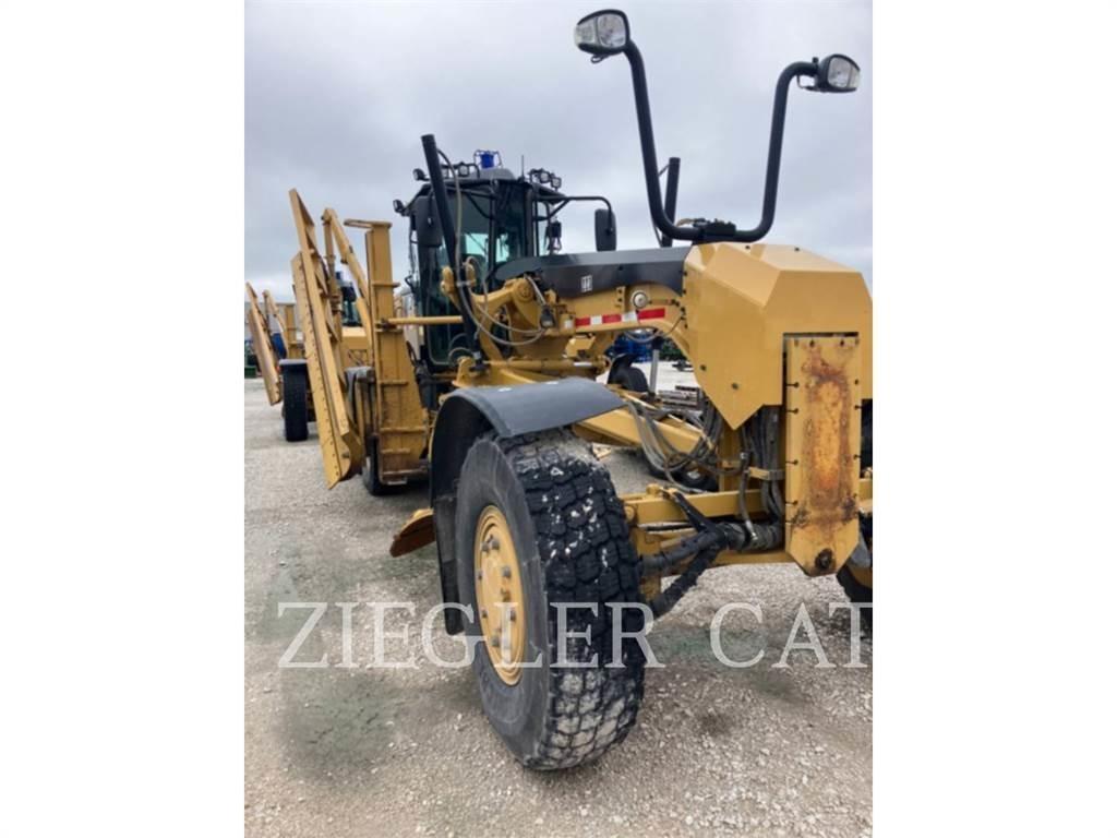 CAT 12M2AWD Graders