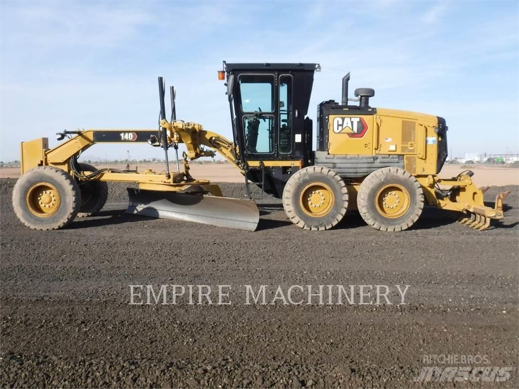 CAT 140-13 Graders