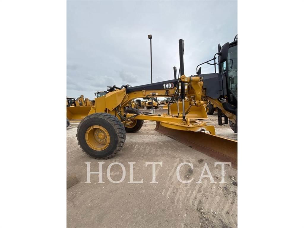 CAT 140 JOY Graders