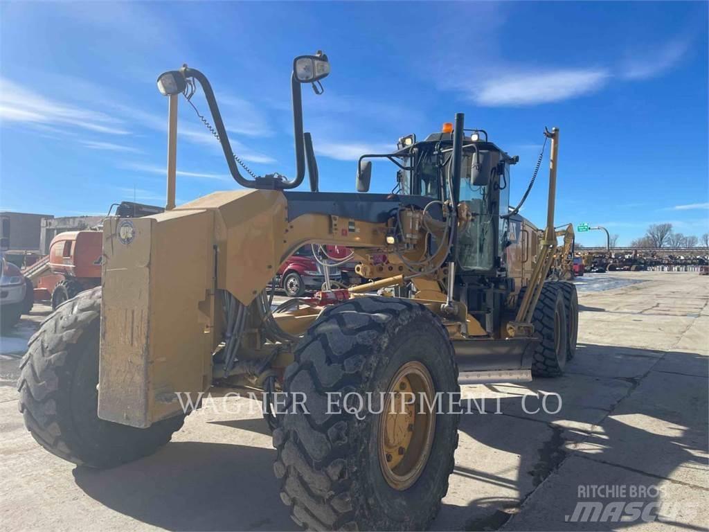 CAT 140M2 AWD Graders
