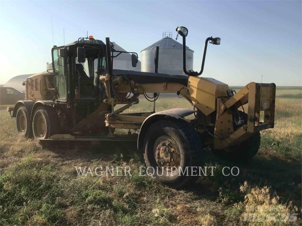 CAT 140M2 AWD Graders