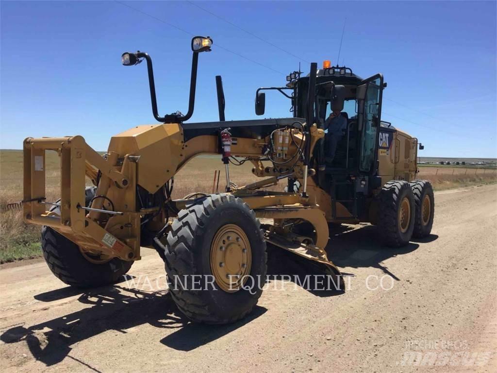 CAT 140M3 AWD Graders