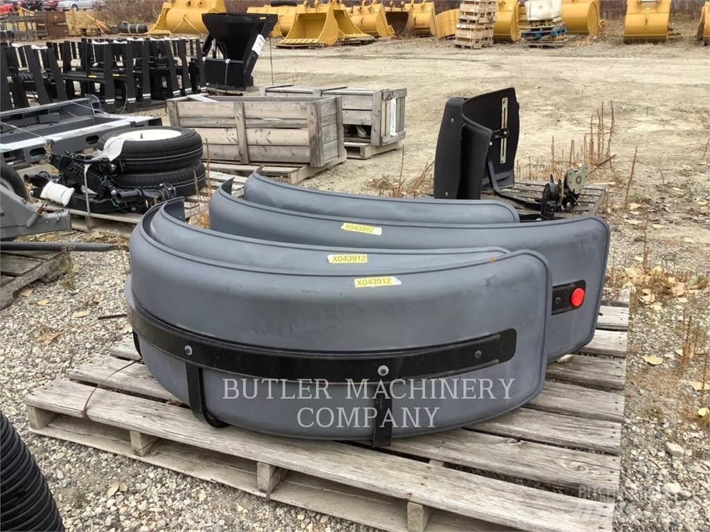 CAT 140M3REARFENDER Construction - Others