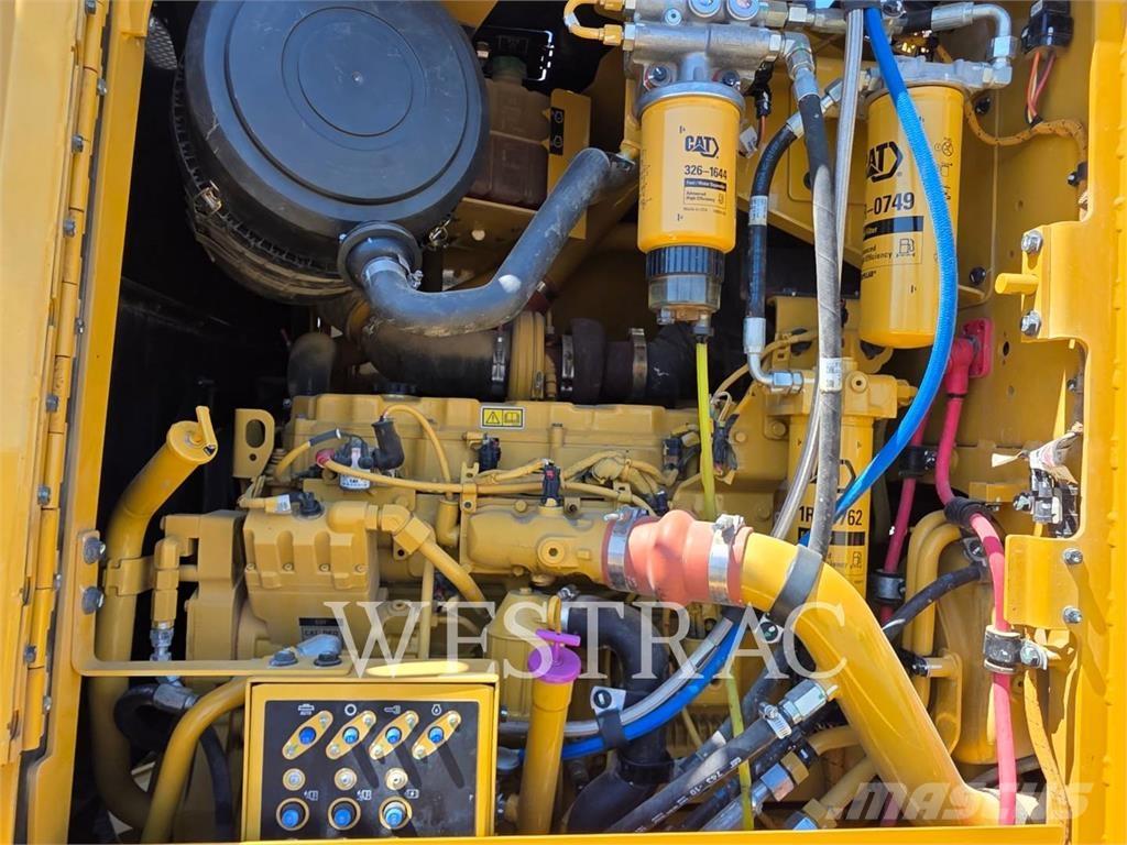 CAT 150-14AWD Graders