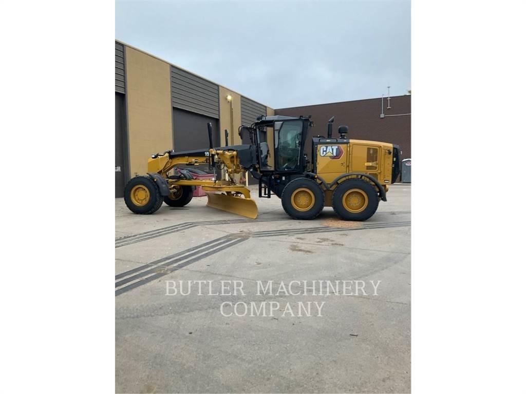 CAT 150-15AWD Graders