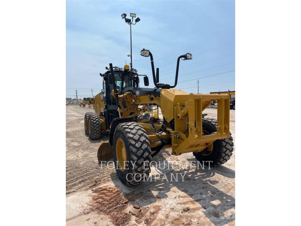 CAT 150-15AWI Graders