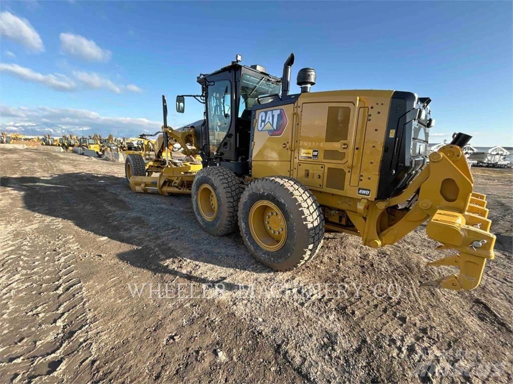 CAT 150 AWD Graders