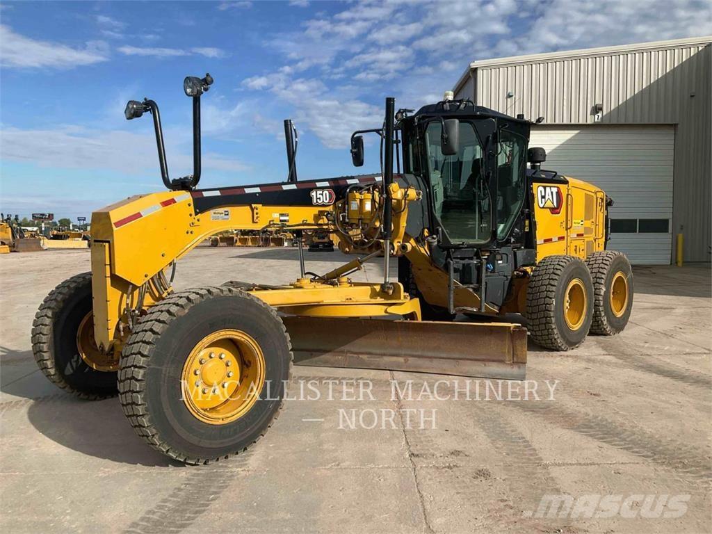CAT 15015 Graders