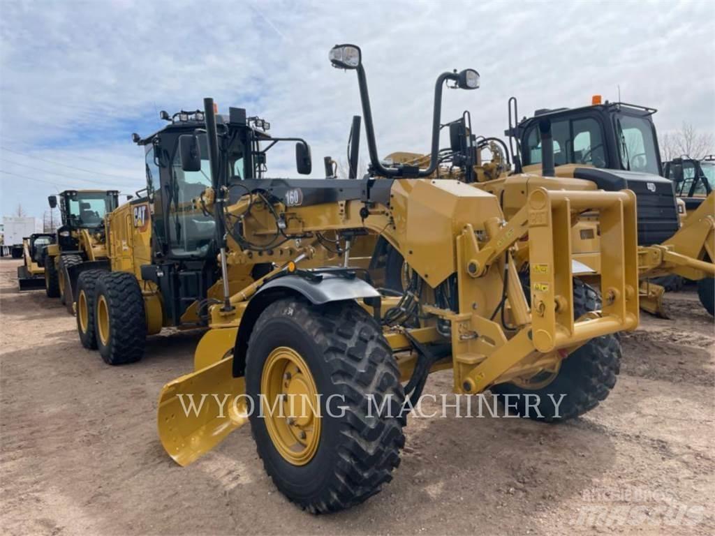 CAT 160 AWD Graders