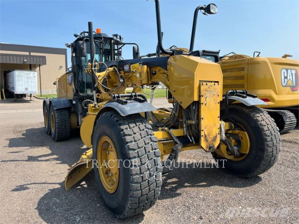 CAT 160 AWD Graders