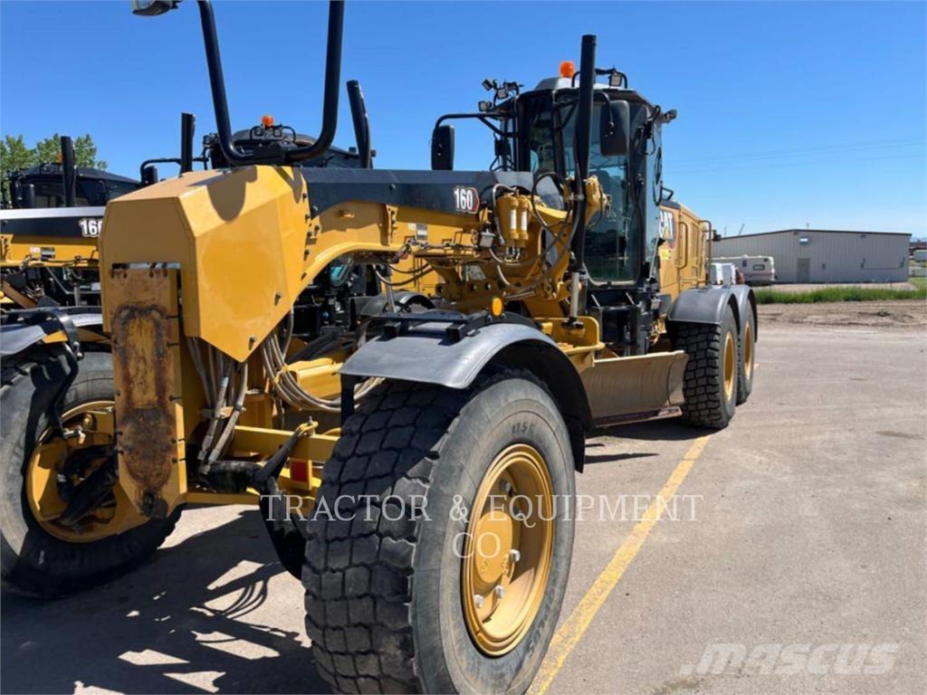 CAT 160 AWD Graders