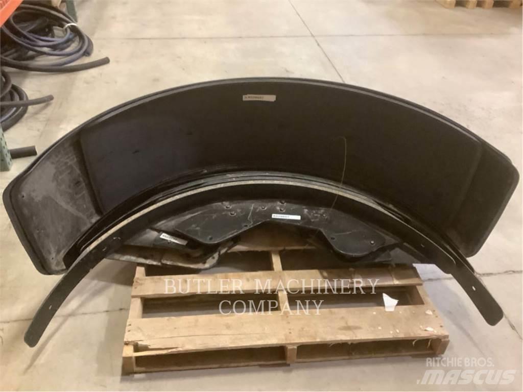 CAT 160M2 REAR FENDER Construction - Others