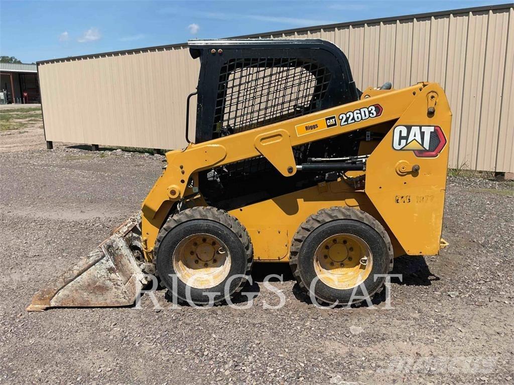 CAT 226D Skid steer loaders