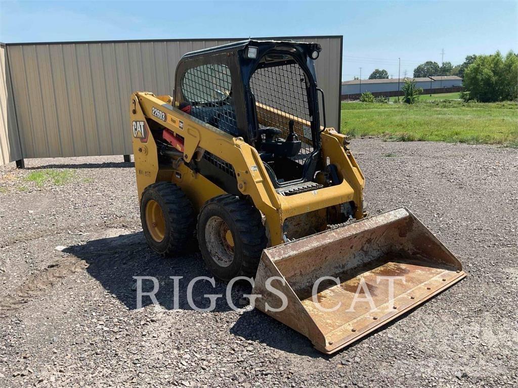 CAT 226D Skid steer loaders