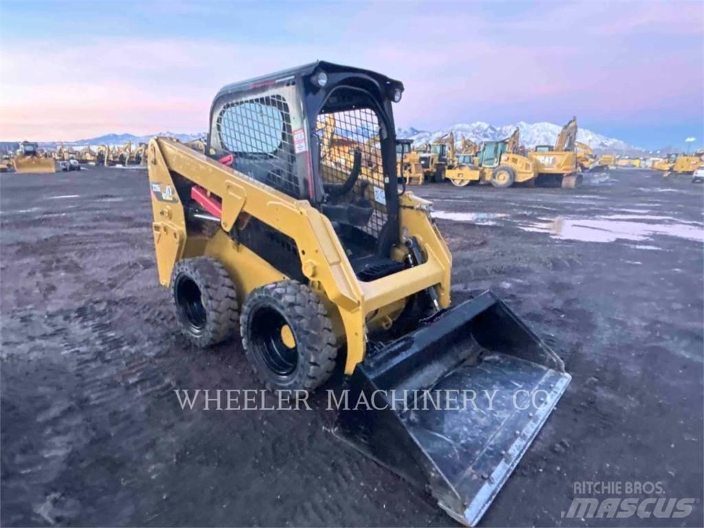 CAT 226D C1-H2 Skid steer loaders