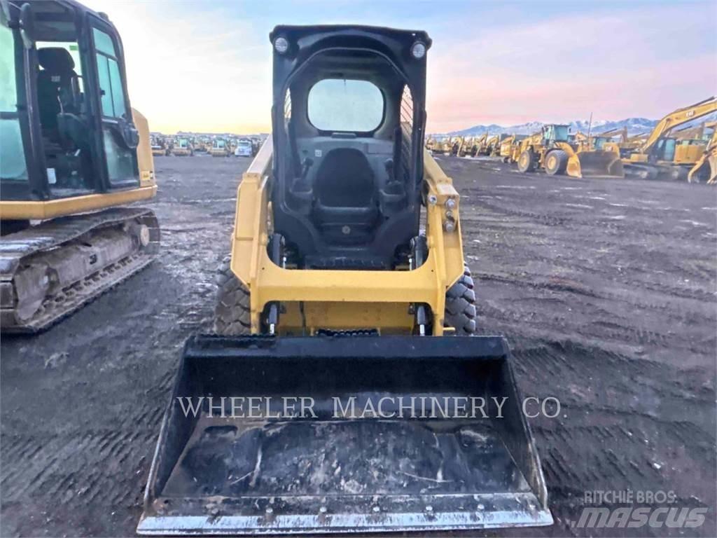CAT 226D C1-H2 Skid steer loaders
