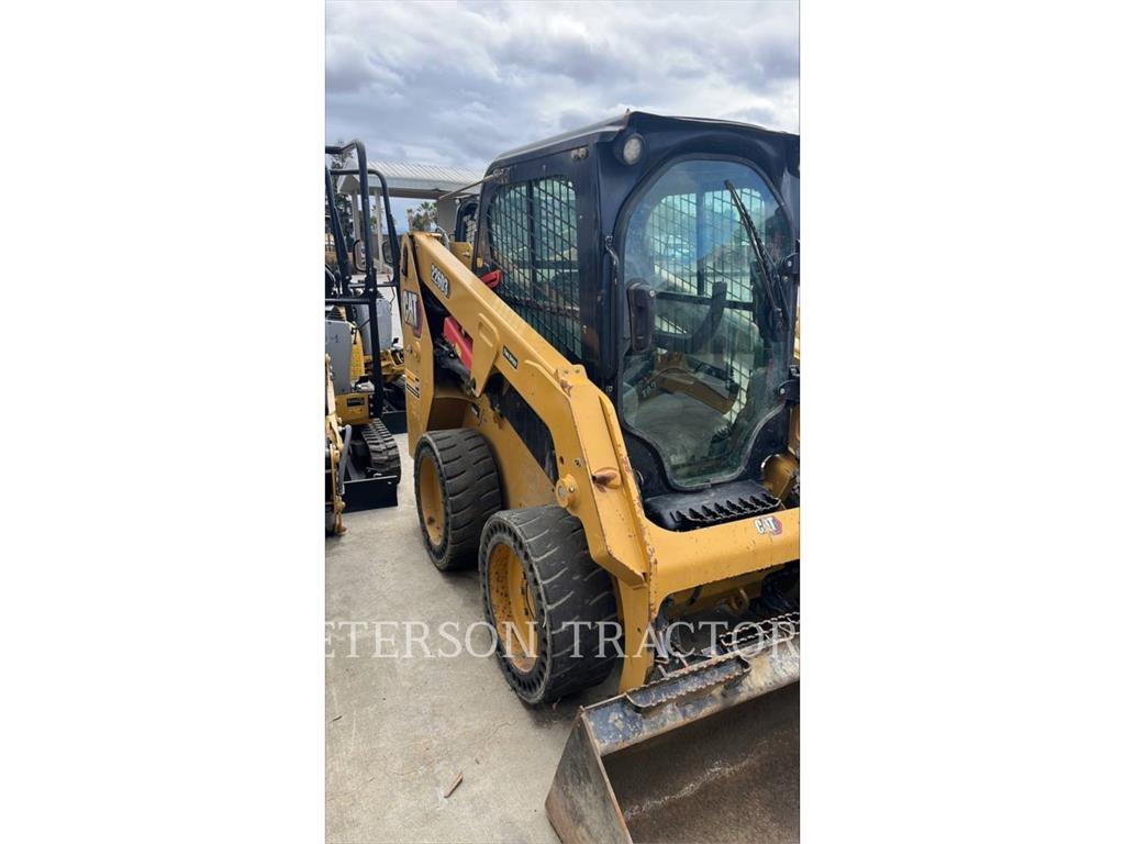 CAT 226D3 Skid steer loaders