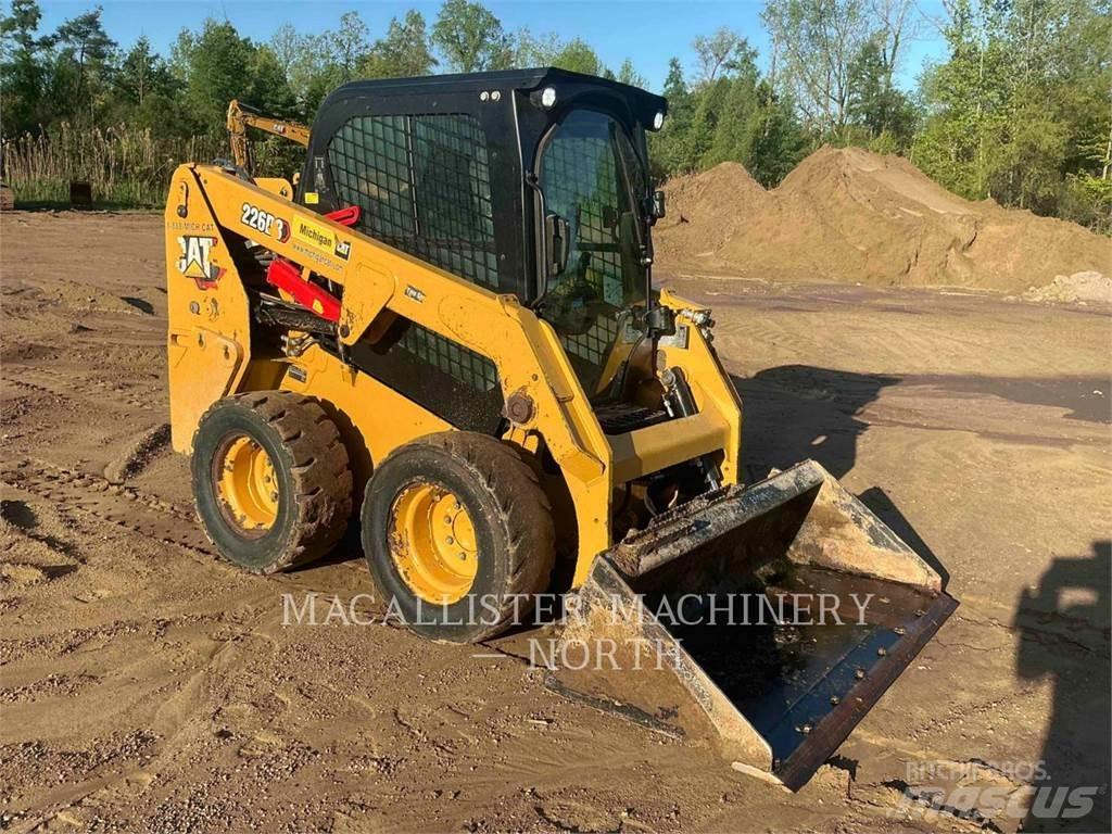 CAT 226D3 Skid steer loaders