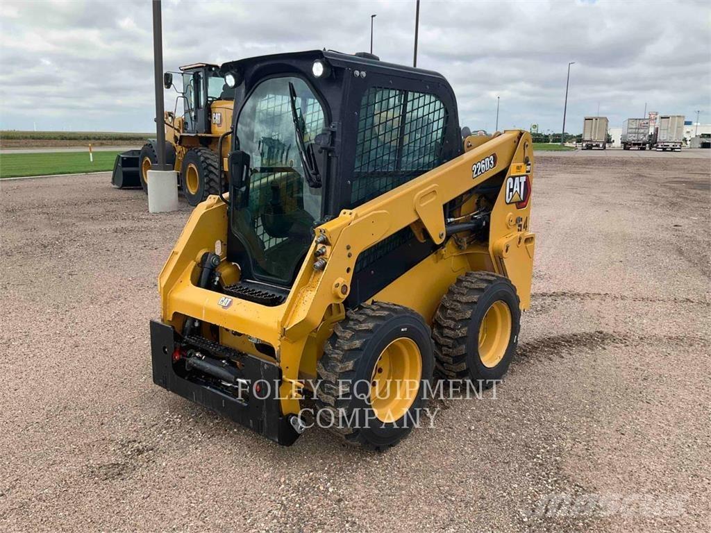 CAT 226D3STD1C Skid steer loaders