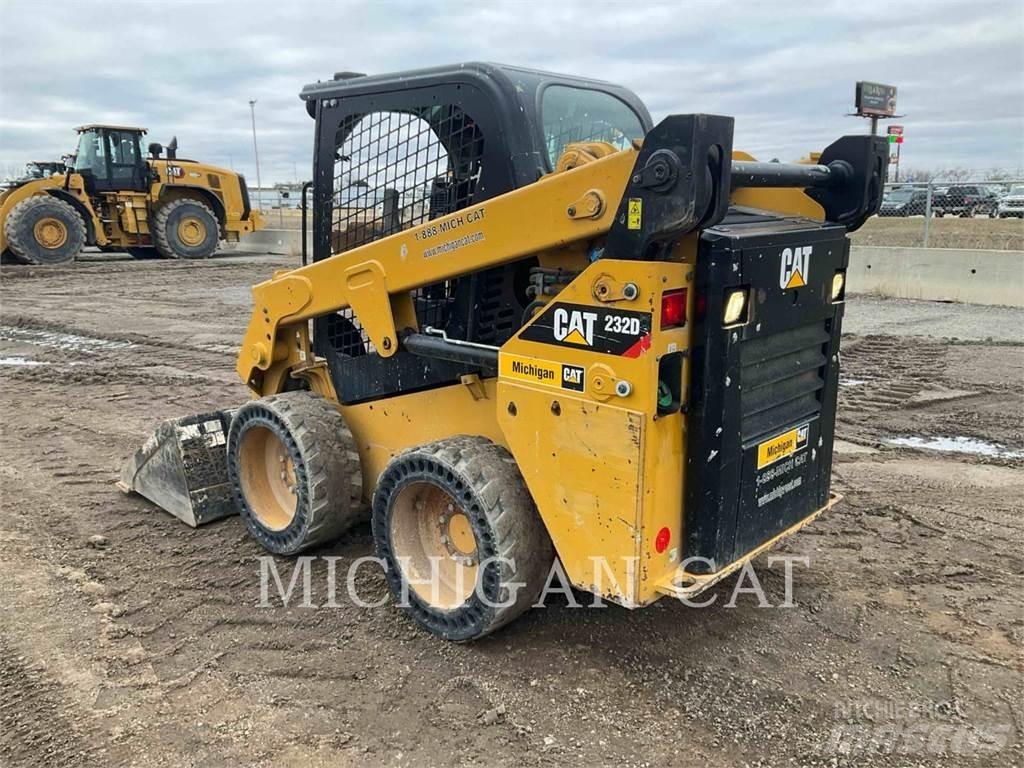 CAT 232D Q+ Skid steer loaders
