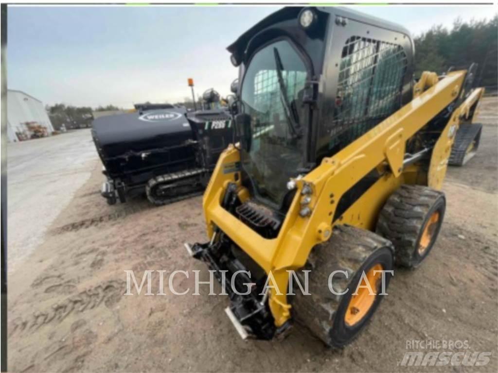 CAT 232D3 AQ Skid steer loaders