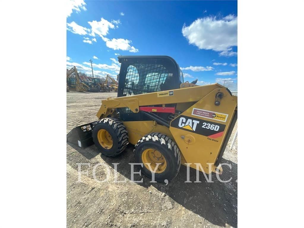 CAT 236D Skid steer loaders