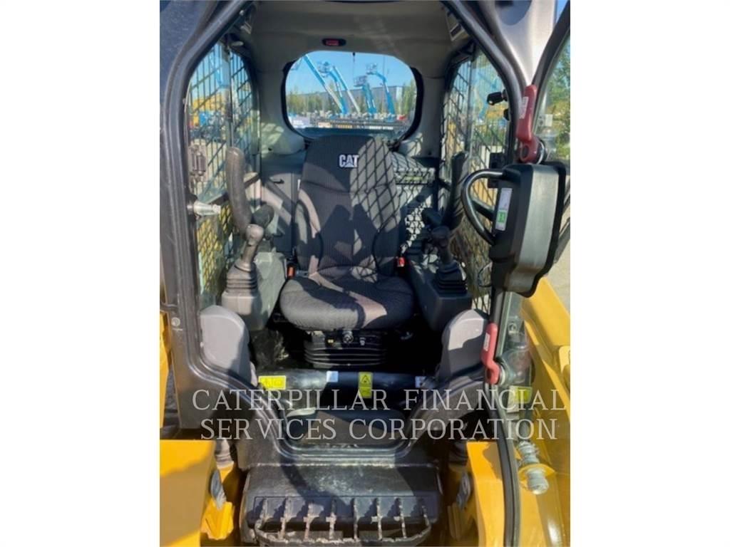 CAT 236D3 Skid steer loaders