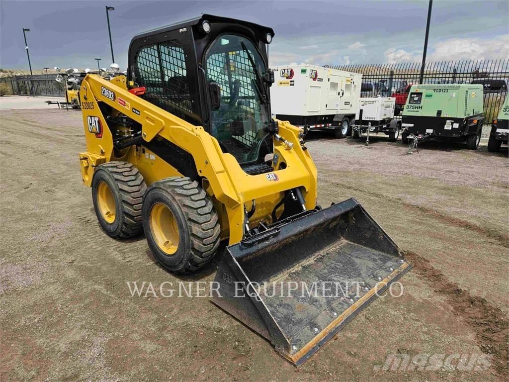 CAT 236D3 Skid steer loaders