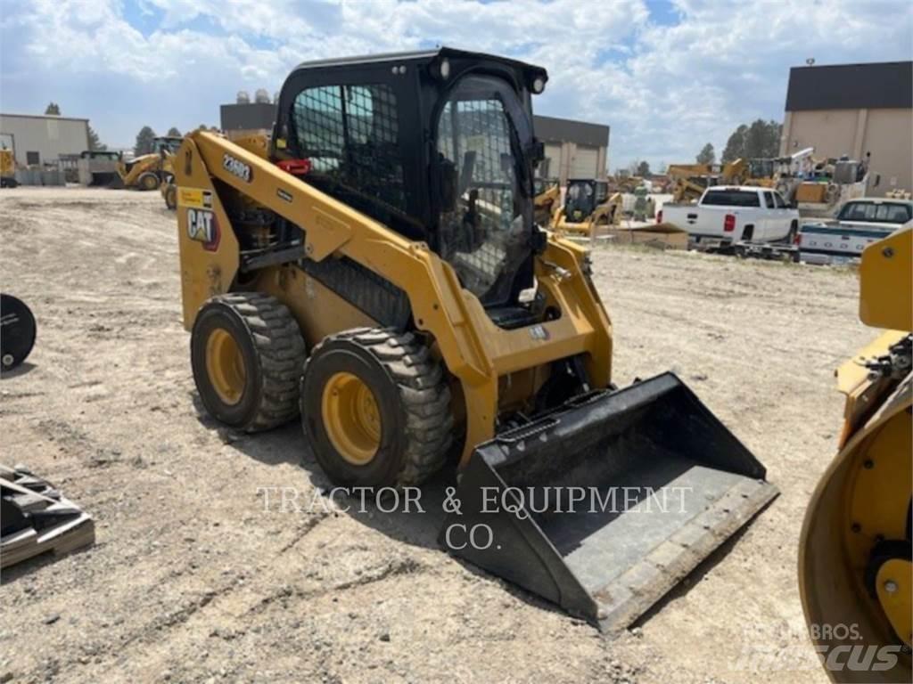 CAT 236D3 H2CB Skid steer loaders