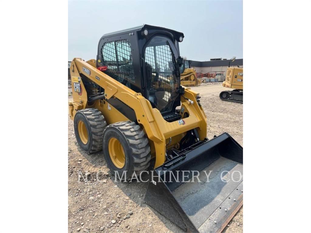 CAT 236D3 H2CB Skid steer loaders