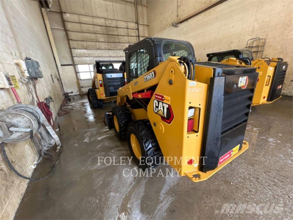 CAT 236D3STD2C Skid steer loaders