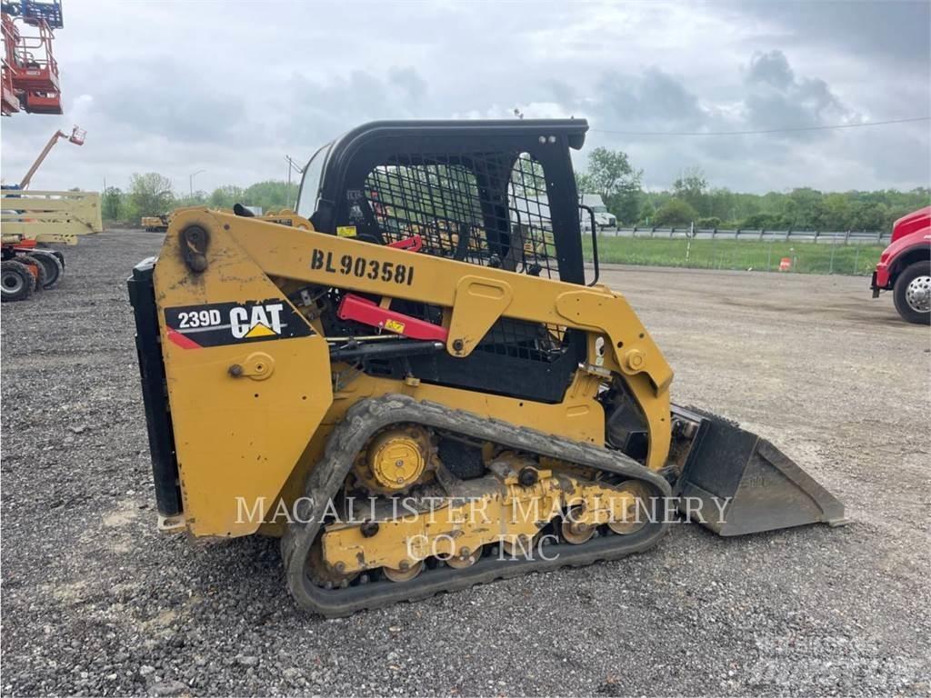CAT 239D Crawler loaders