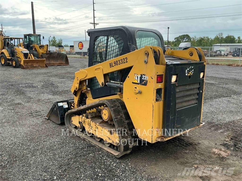 CAT 239D Crawler loaders