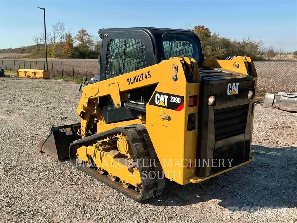 CAT 239D Crawler loaders