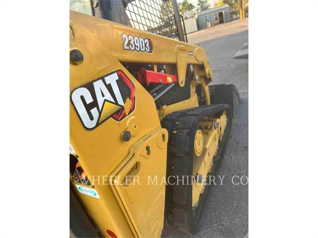 CAT 239D3 C1H2 Crawler loaders