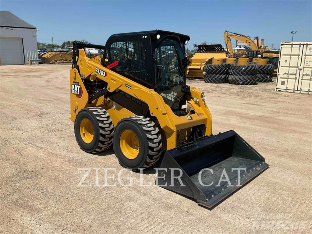 CAT 242D3 Skid steer loaders