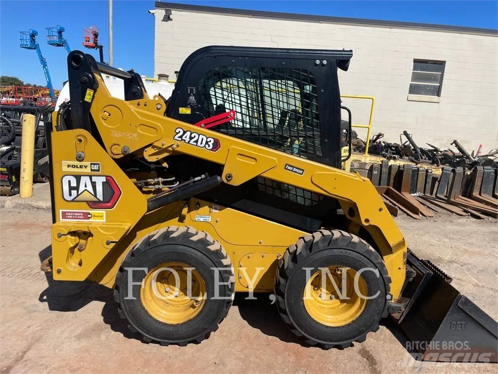 CAT 242D3 Skid steer loaders