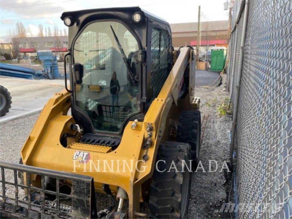 CAT 246D Skid steer loaders