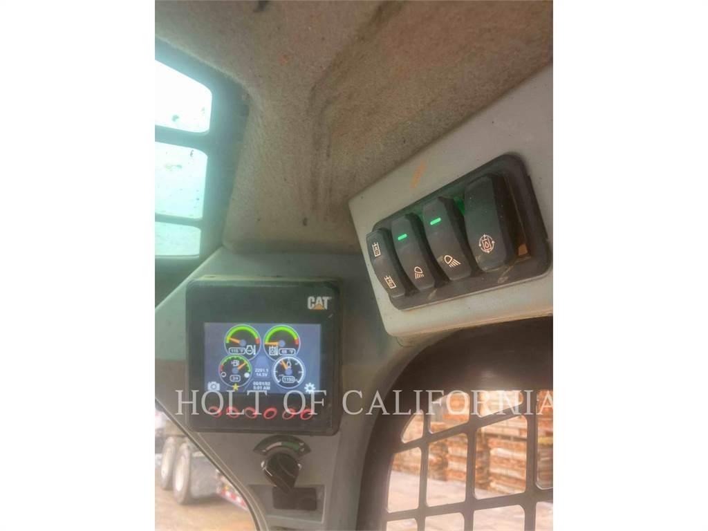 CAT 246D3 HF Skid steer loaders