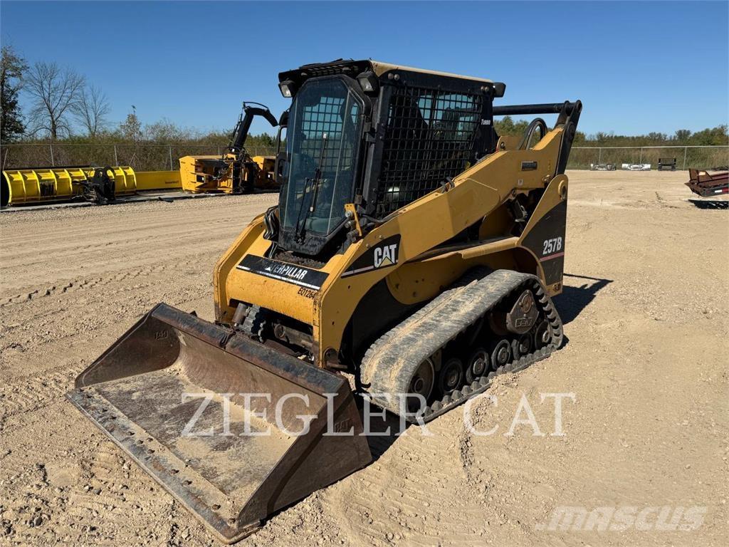 CAT 257B Crawler loaders