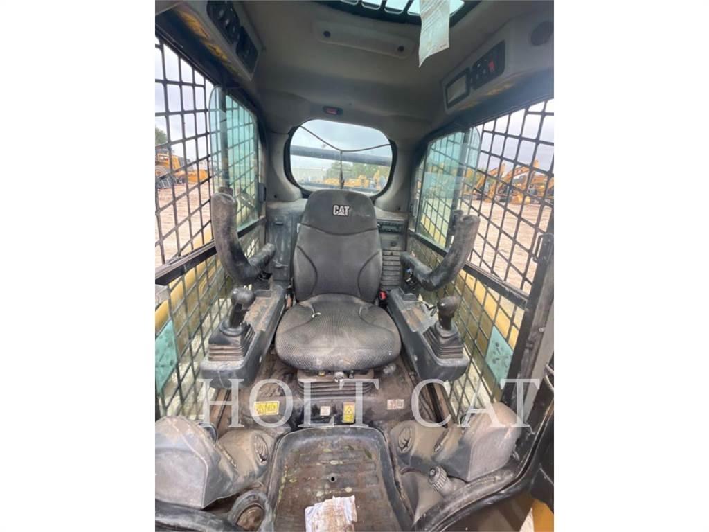 CAT 259D CAB Skid steer loaders