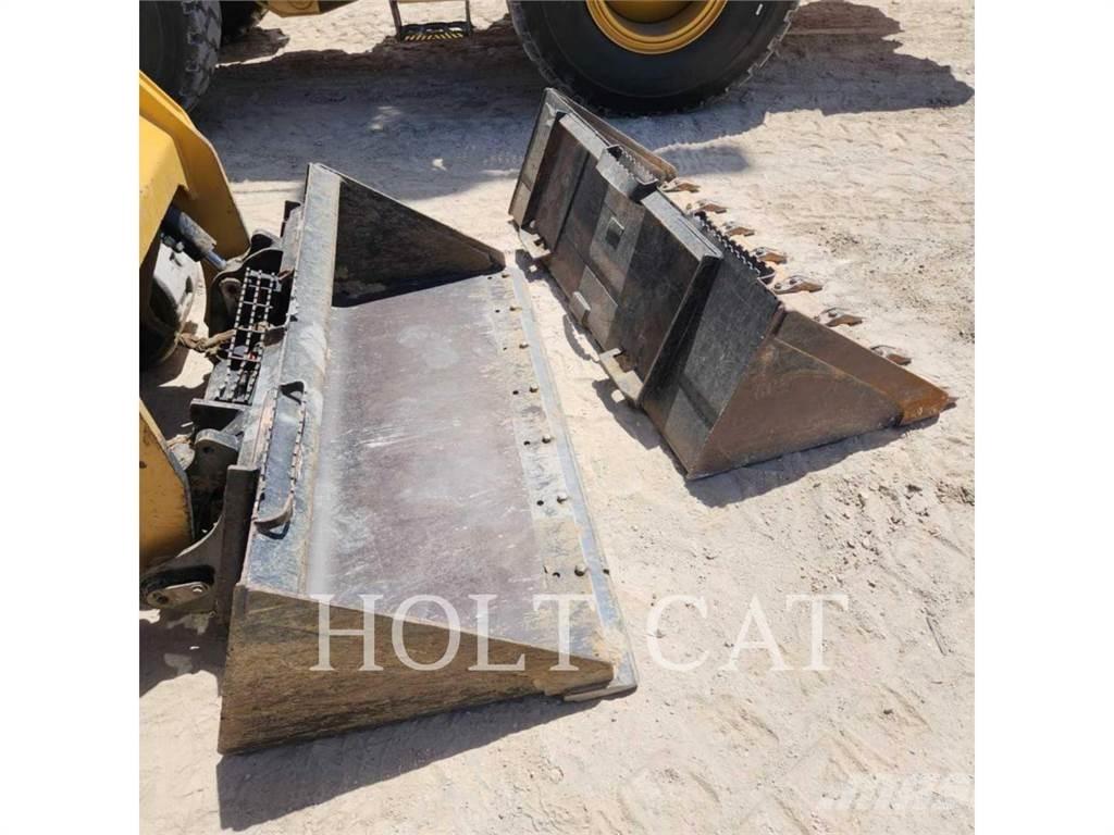 CAT 259D CAB Skid steer loaders