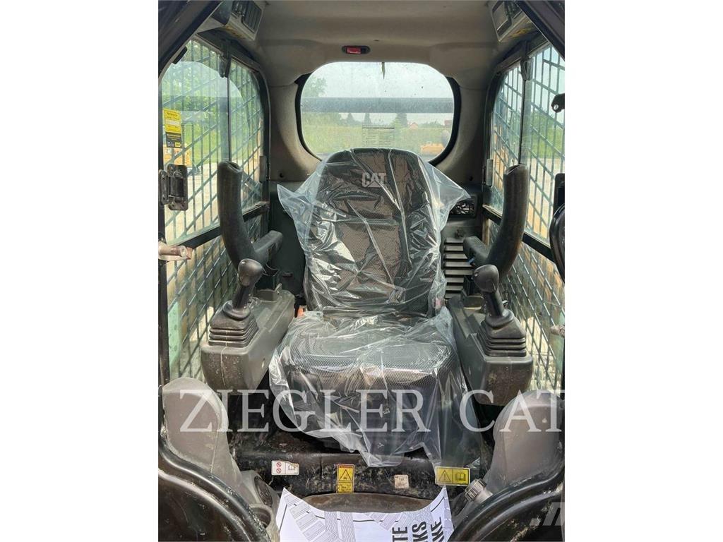 CAT 259D3 Crawler loaders