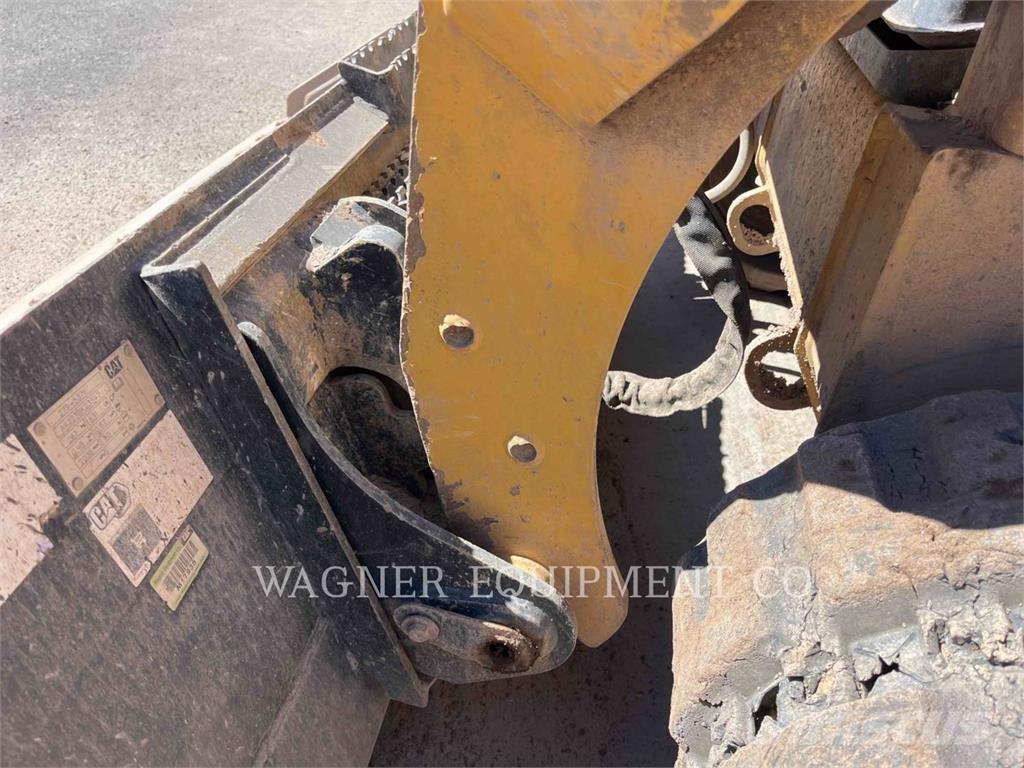 CAT 259D3 Crawler loaders