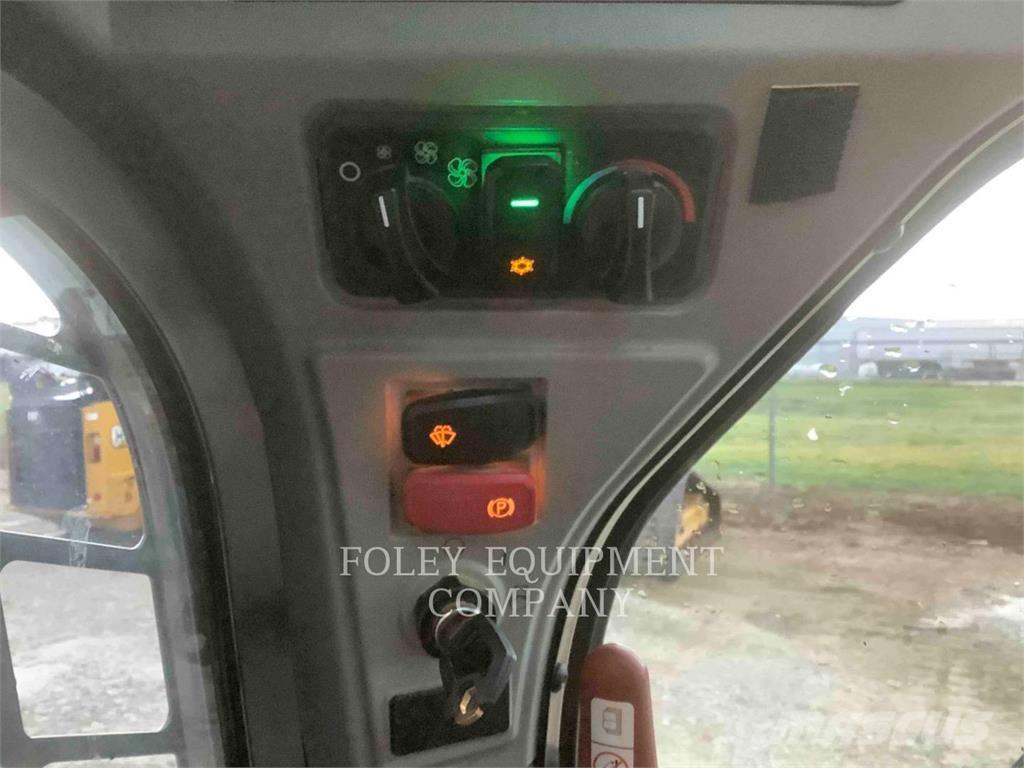 CAT 259D3STD2C Skid steer loaders