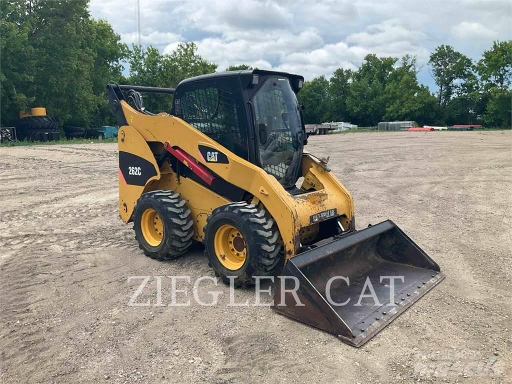 CAT 262C Skid steer loaders