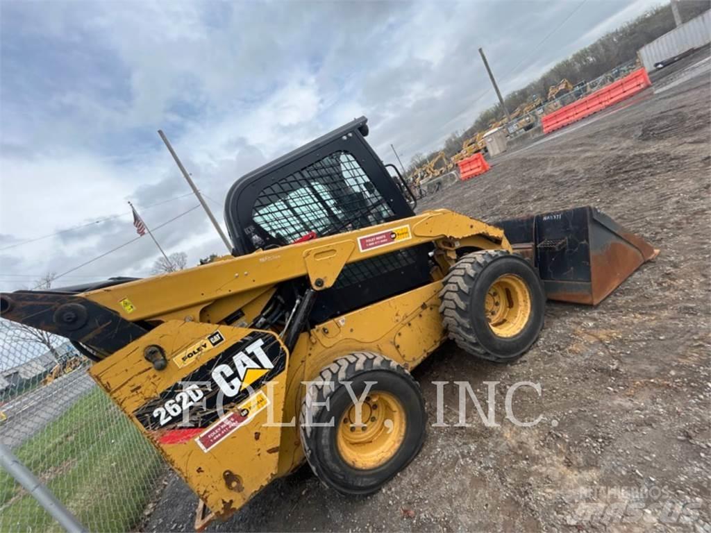 CAT 262D Skid steer loaders