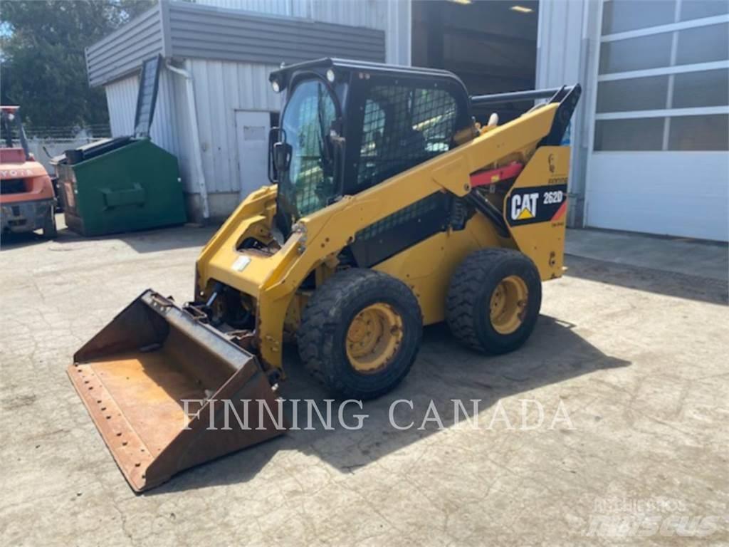 CAT 262D Skid steer loaders
