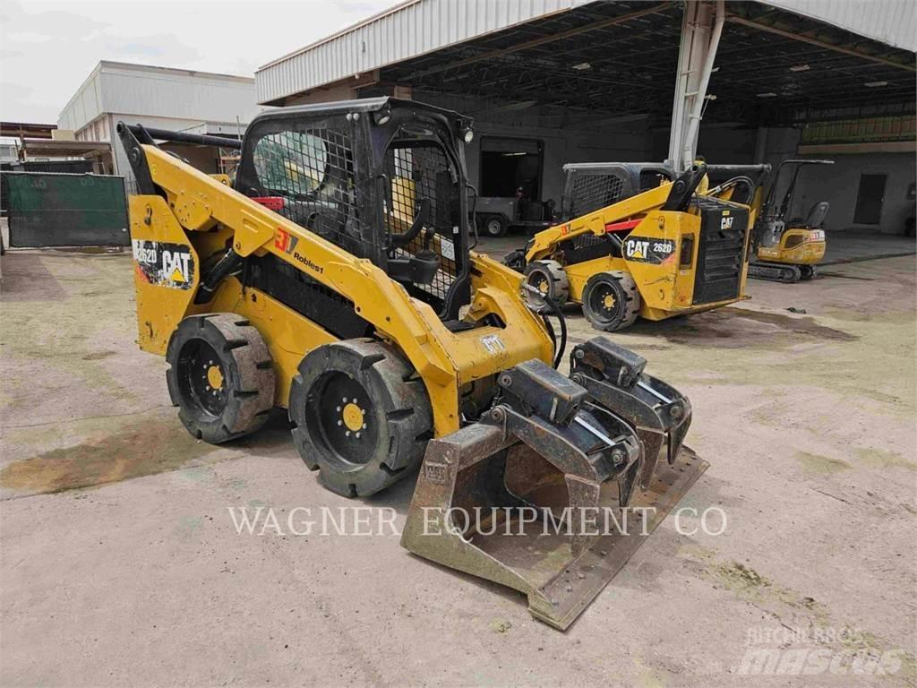 CAT 262D Skid steer loaders
